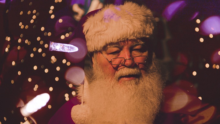 An open letter to Christian brothers who ‘play Santa’